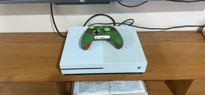 Xbox one S  1TB