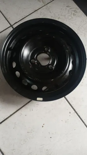 UMA RODA ORIGINAL DE FERRO RENAULT KWID ARO 14 SEM DEFEITO NENHUM
