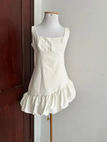 Vestido branco Dioby