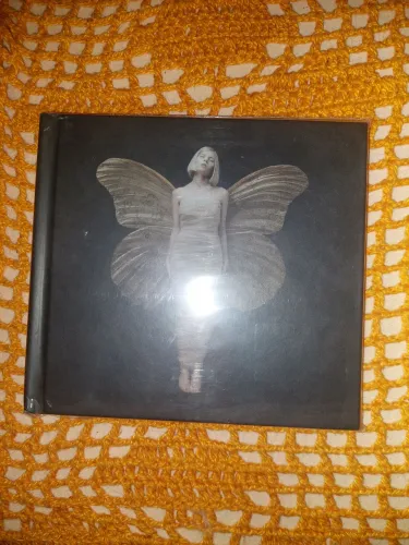 CD Aurora All My Demons Deluxe LEIA