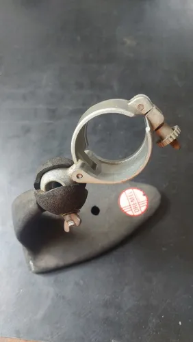Suporte de bancada para micro retífica Dremel, modelo antigo