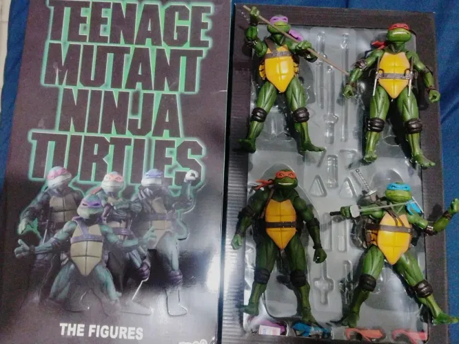 BONECOS TARTARUGAS NINJAS