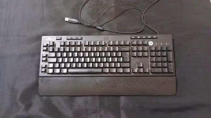 Teclado Gamer Redragon Barato (pra sair rápido)