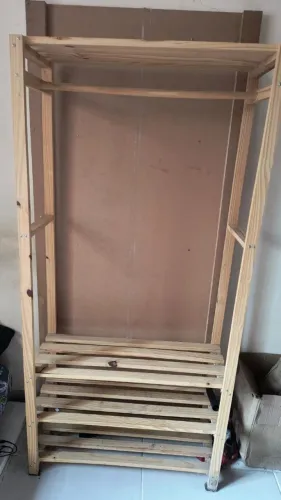 Arara para roupas pinus