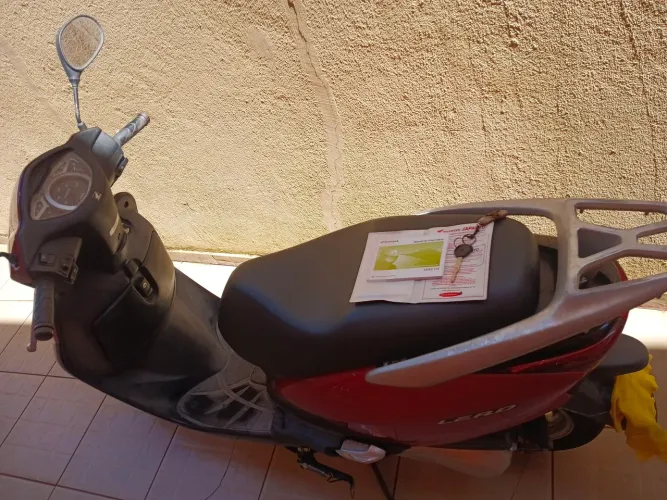 Lead burgman ( parcelada )