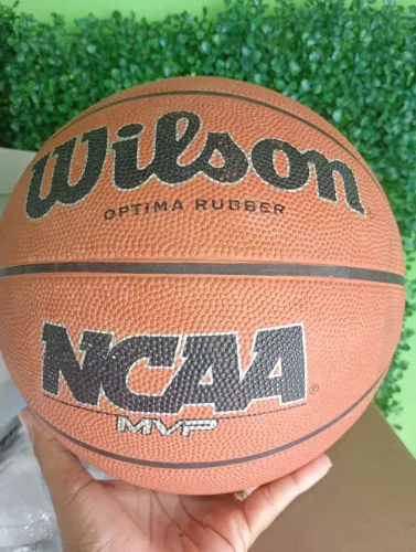Bola basquete usada