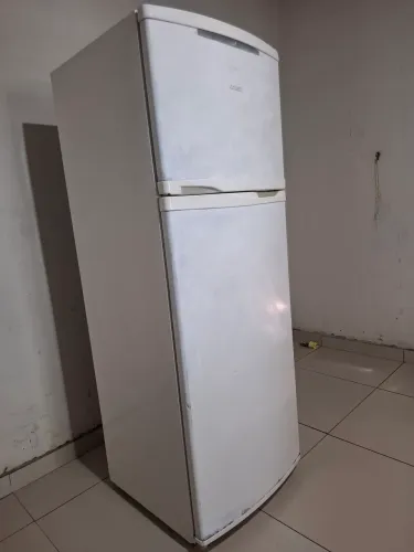 Geladeira consul Frost Free