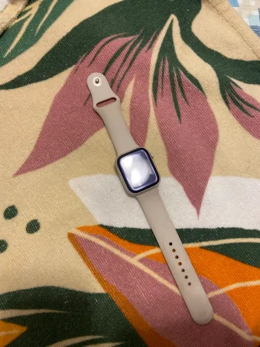 Apple Watch série 9 45mm aluminum ceramic case 