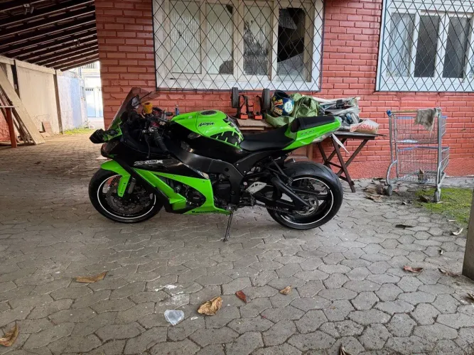 Kawasaki ninja zx10