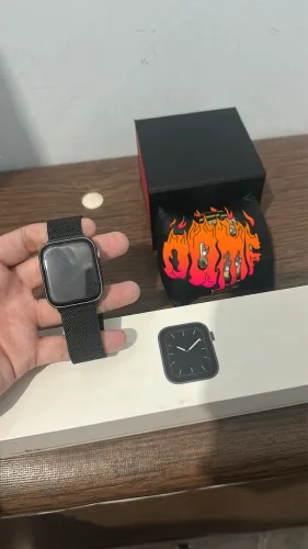 Vendo ou troco o Apple Watch Series 5 44 mm