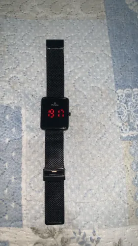 Vendo relógio original, marca champion.