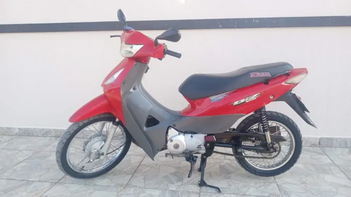 BIZ 125 ES