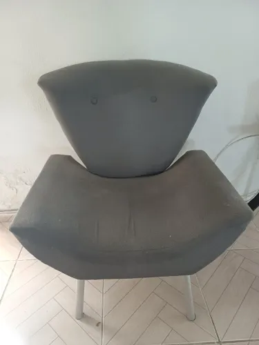 Vendo duas poltronas