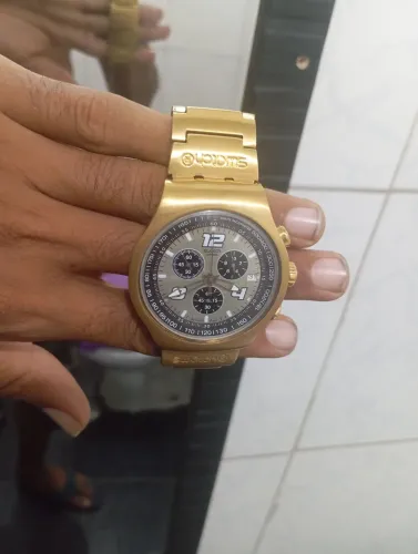 Vendo relógio swatch pegando tudo zerudo