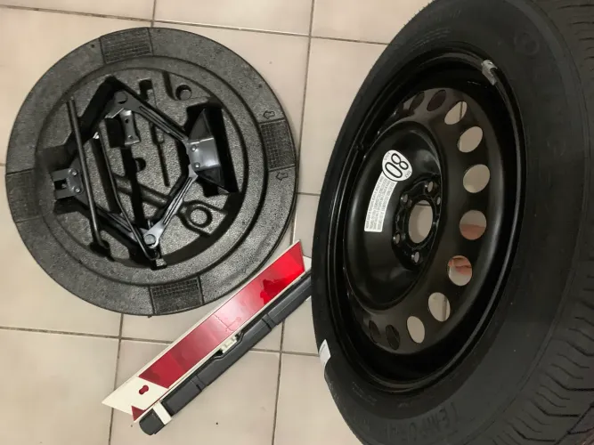 Estepe Fiat - Fastback 2026 completo.