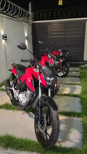 Locação Honda CG Fan, ano 2026, com 15 mil km.