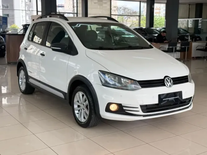 Volkswagen Fox Track 1.0 Flex 12V 5P 2017
