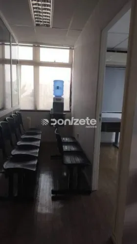 Sala Comercial em Santo André Centro (86,21 m²) com 3 Salas, 1 Vaga e Financiamento