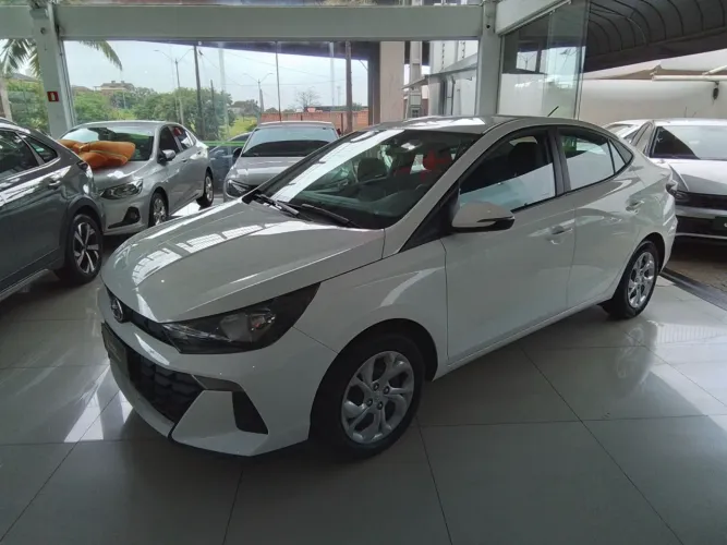 Hyundai HB20S Comfort Plus 1.0 TB Flex 12V Mec. 2025