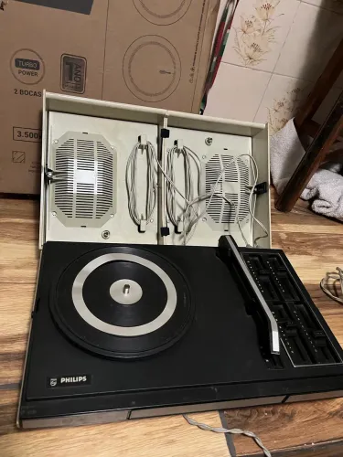 toca-discos Philips modelo