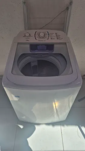 Máquina de Lavar 14kg Electrolux