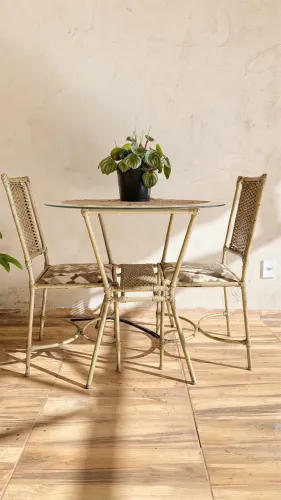 Vendo Mesa 2 lugares