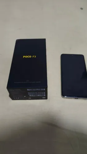 Celular poco completo novo vem pra hj.