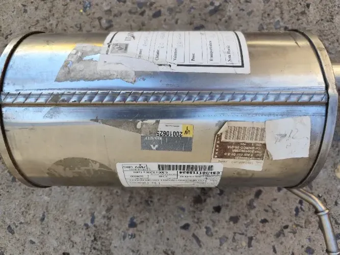 Escapamento silencioso original Renault compatível com Renault Clio