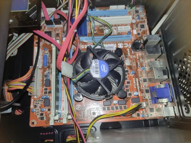 Vendo kit pc gamer cpu + monitor