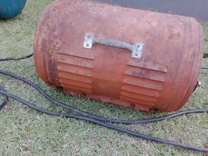 Máquina de Solda Antiga (Antiguidade)