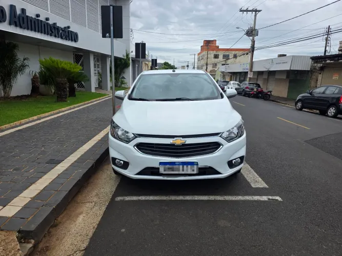 Chevrolet Onix Hatch LTZ 1.4 8V Flex Aut. 4P 2018