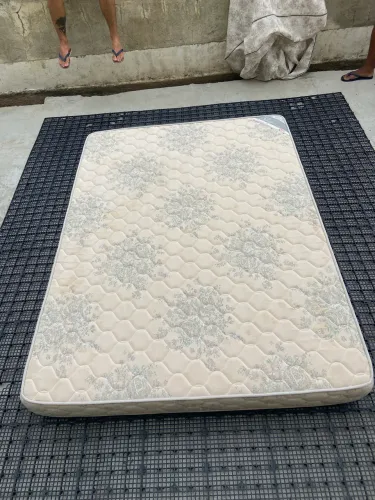 Colchão casal padrão