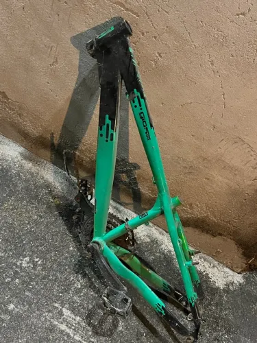 ?QUADRO DE BICICLETA A VENDA?