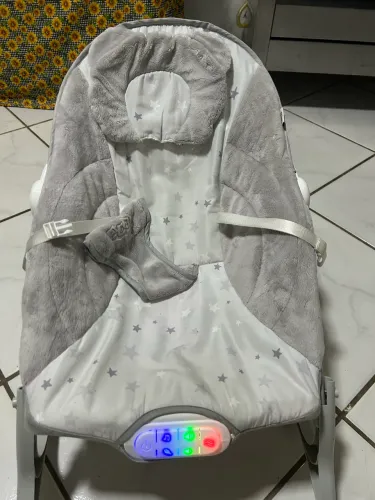 Vendo cadeirinha de descanso para bebê 