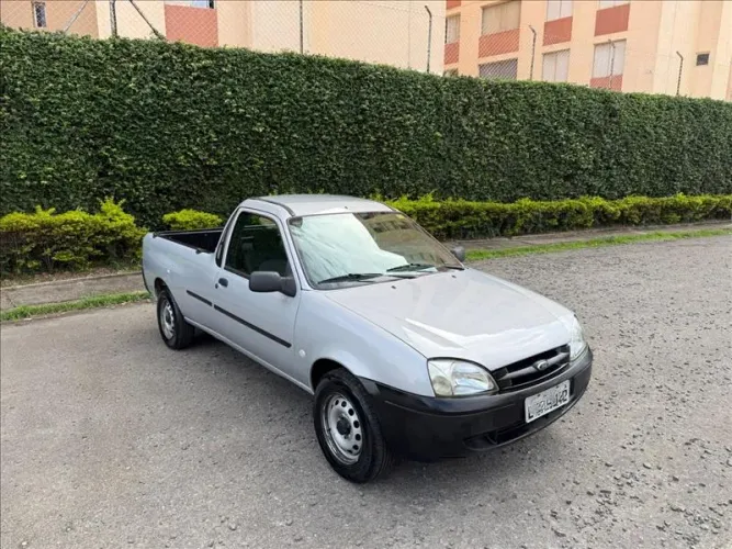 Ford Courier 1.6 L/ 1.6 Flex 2012