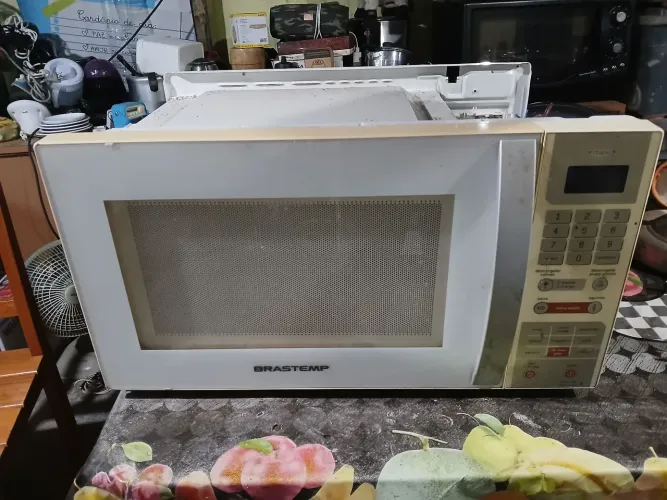Porta para Micro-ondas Brastemp MAXI modelo BMS35ABBNAIA7009030E.