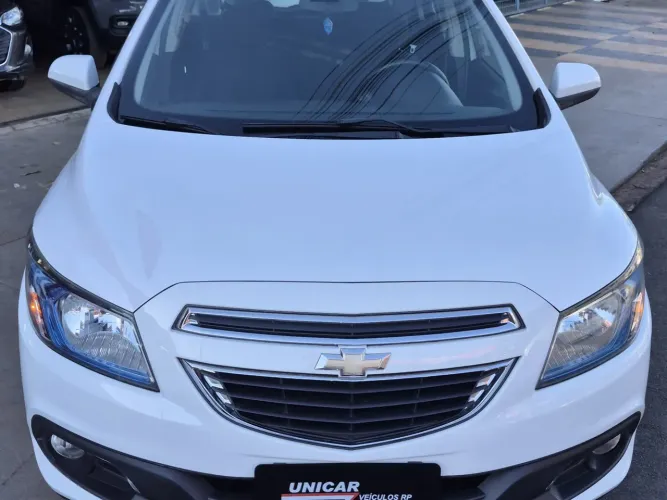 Chevrolet Onix Hatch LT 1.4 8V Flex Power Aut. 4P 2016