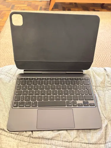 Magic Keyboard iPad Pro M4/M5 11"