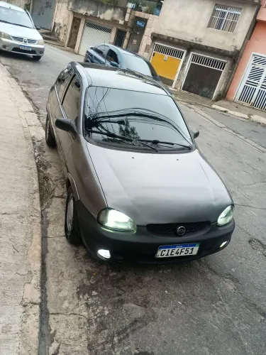Chevrolet Corsa Super 1.0 MPFI / 2P E 4P 1996