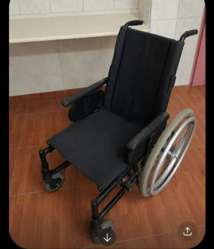 Cadeira roda/ banho