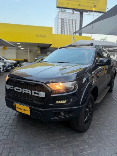 Ford Ranger Black 2.2 4X2 CD Diesel AUT 2023