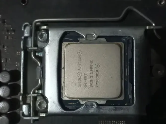 Processador Pentium G4400T Intel 6 geração 1151