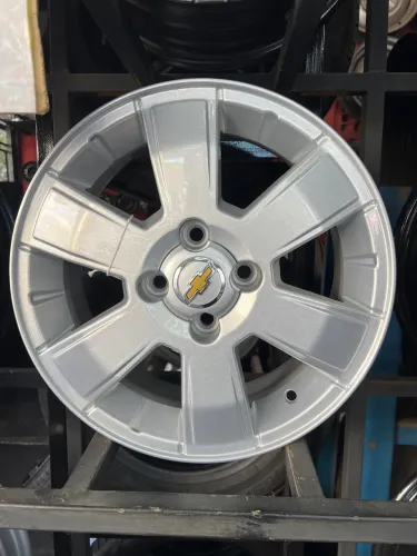 Roda Montana Sport aro 15