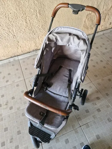 Carrinho de bebê