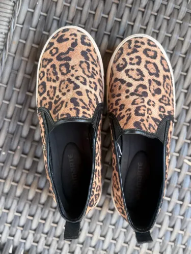 Slip on via Marte animal print tamanho 37 