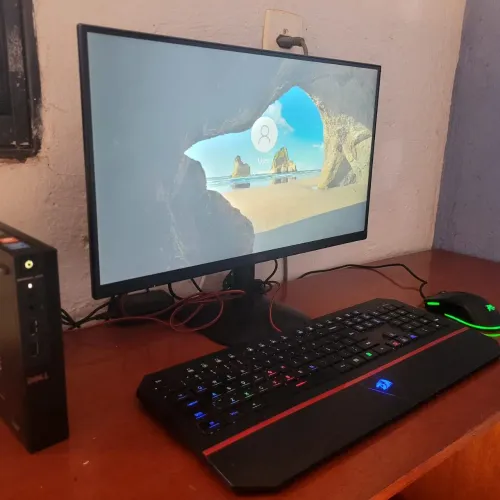 Mini Desktop Dell Core I3 com monitor AOC gamer 100HZ de 21,5" e kit mouse teclado gamer