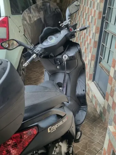 Dafra Citycom 300i 2016 - Exclusiva c/ Freio de Mão, pisca-alerta + KIT 2 Pneus e cvt