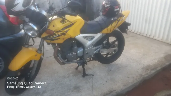 Troca por moto de menor cilindrada de preferência fan 150cc