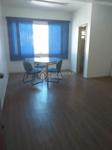 Escritório à venda no bairro Passo d'Areia com área útil de 29 m² disponível.