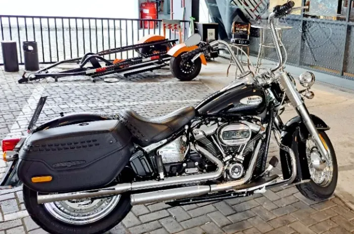 HARLEY-DAVIDSON SOFTAIL HERITAGE CLASSIC 114